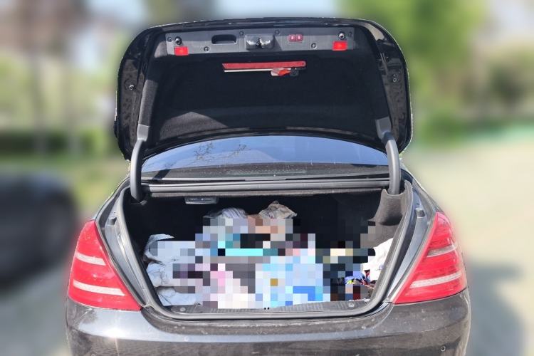 Used Mercedes-Benz S-Class 2012 S 300 L Luxury Grand Edition Trunk