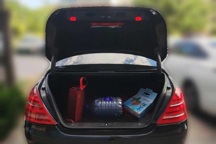Used Mercedes-Benz S-Class 2012 S 300 L Business-Class Grand Edition Trunk