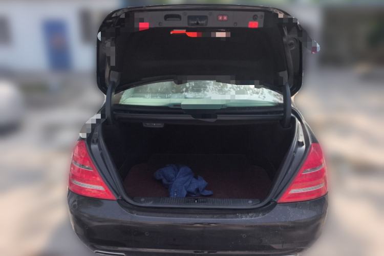 Used Mercedes-Benz S-Class 2012 S 300 L Luxury Grand Edition Trunk