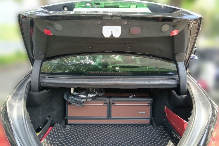 Used Mercedes-Benz S-Class 2012 S 300 L Business-Class Grand Edition Trunk