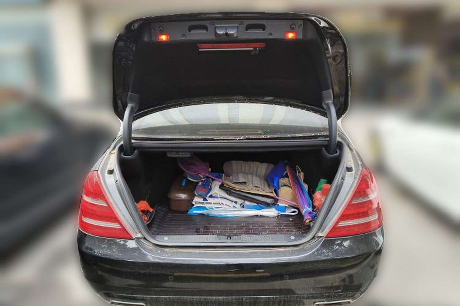 Used Mercedes-Benz S-Class 2012 S 300 L Business-Class Grand Edition Trunk