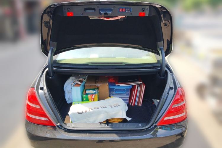 Used Mercedes-Benz S-Class 2012 S 300 L Luxury Grand Edition Trunk