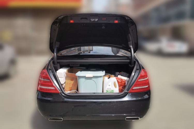 Used Mercedes-Benz S-Class 2012 S 400 L HYBRID Grand Edition Trunk