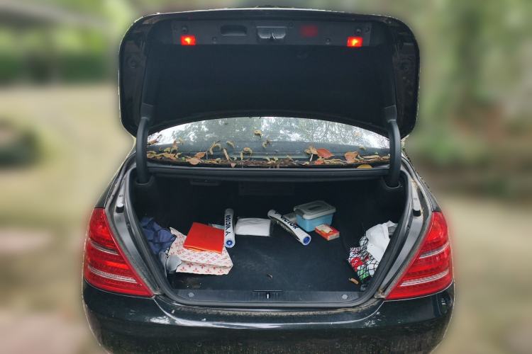 Used Mercedes-Benz S-Class 2012 S 400 L HYBRID Grand Edition Trunk