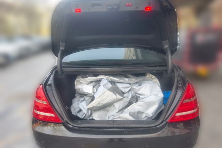 Used Mercedes-Benz S-Class 2012 S 400 L HYBRID Grand Edition Trunk