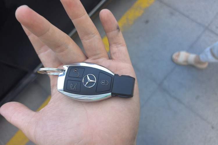 Used Mercedes-Benz S-Class 2012 S 400 L HYBRID Grand Edition Vehicle Key