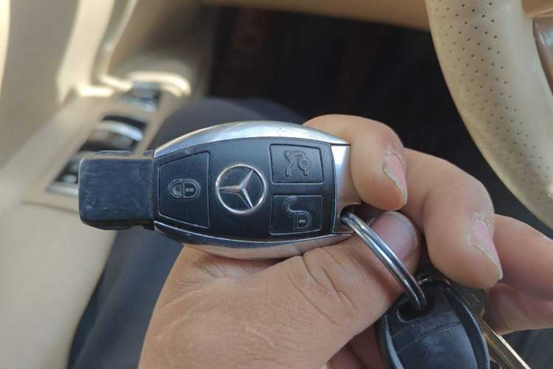 Used Mercedes-Benz S-Class 2012 S 300 L Business Standard Model Vehicle Key