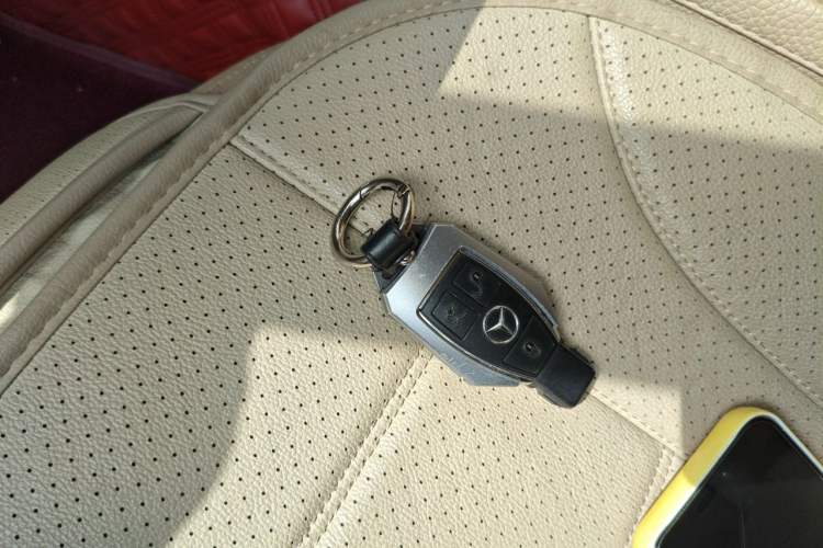 Used Mercedes-Benz S-Class 2012 S 350 L Grand Edition Vehicle Key