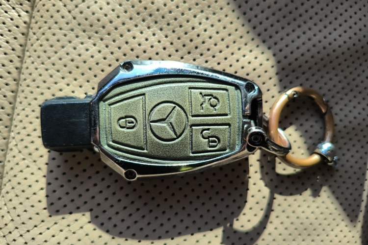 Used Mercedes-Benz S-Class 2012 S 350 L Grand Edition Vehicle Key