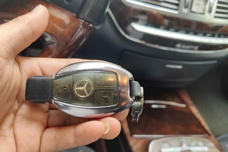 Used Mercedes-Benz S-Class 2012 S 350 L 4MATIC Grand Edition Vehicle Key