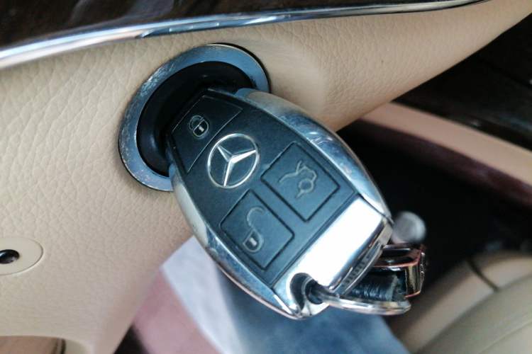 Used Mercedes-Benz S-Class 2012 S 300 L Business Standard Model Vehicle Key