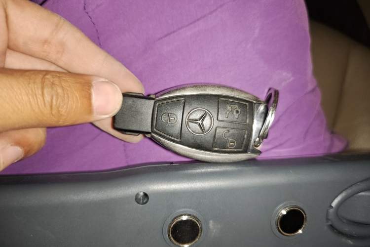 Used Mercedes-Benz S-Class 2012 S 300 L Business-Class Grand Edition Vehicle Key