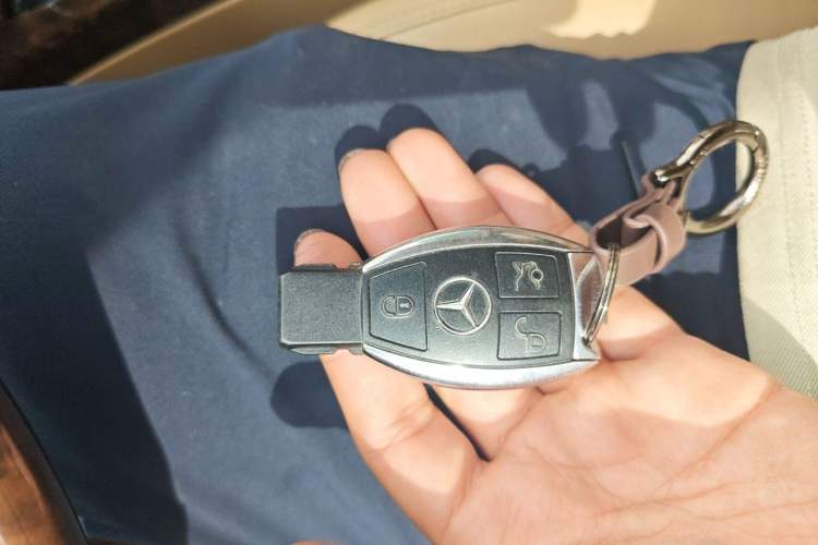 Used Mercedes-Benz S-Class 2012 S 300 L Luxury Grand Edition Vehicle Key