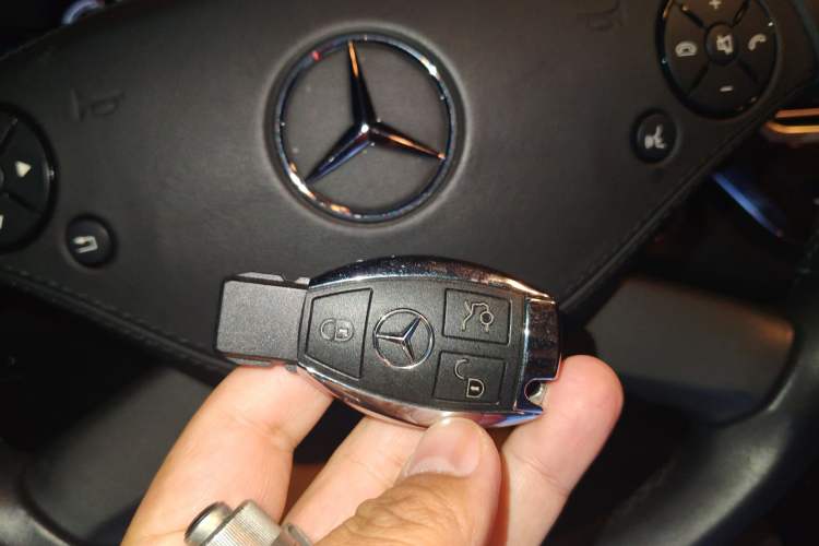 Used Mercedes-Benz S-Class 2012 S 300 L Business Standard Model Vehicle Key