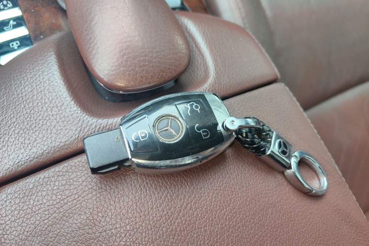 Used Mercedes-Benz S-Class 2012 S 350 L 4MATIC Grand Edition Vehicle Key
