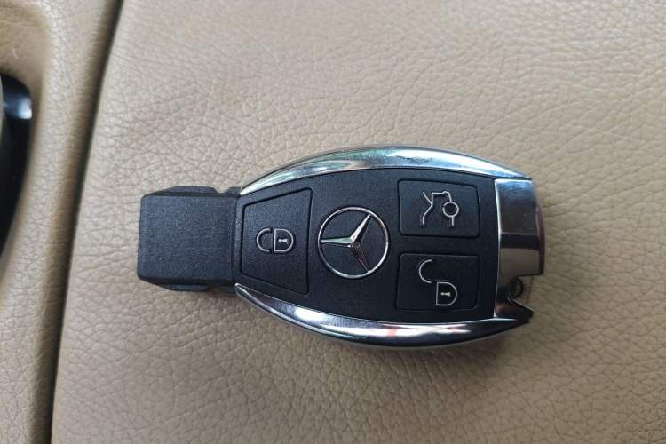 Used Mercedes-Benz S-Class 2012 S 350 L 4MATIC Grand Edition Vehicle Key