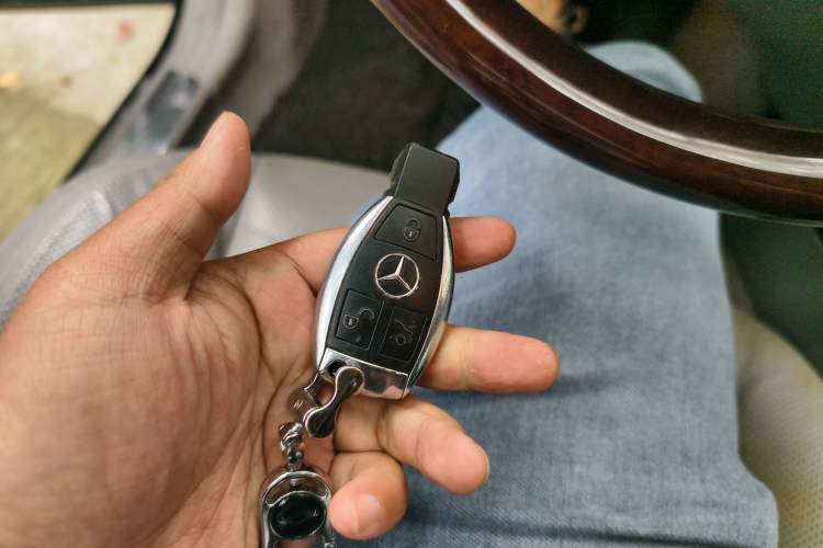 Used Mercedes-Benz S-Class 2012 S 400 L HYBRID Grand Edition Vehicle Key