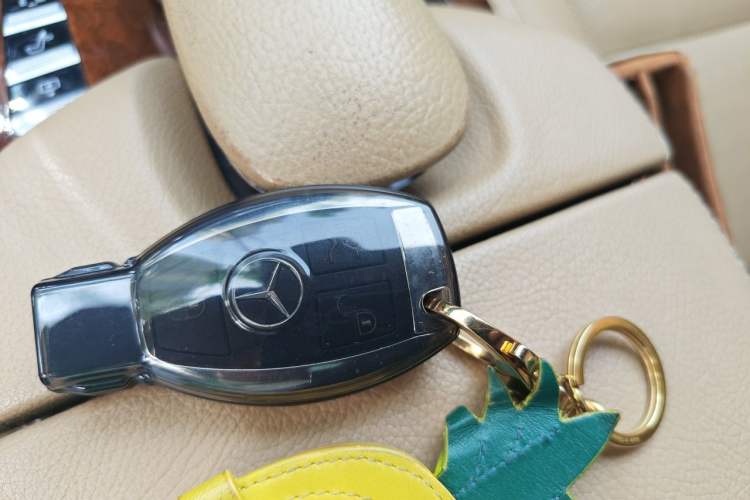 Used Mercedes-Benz S-Class 2012 S 300 L Luxury Grand Edition Vehicle Key