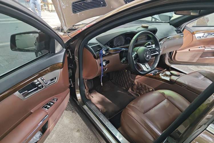 Used Mercedes-Benz S-Class 2012 S 300 L Business-Class Grand Edition Driver Seat