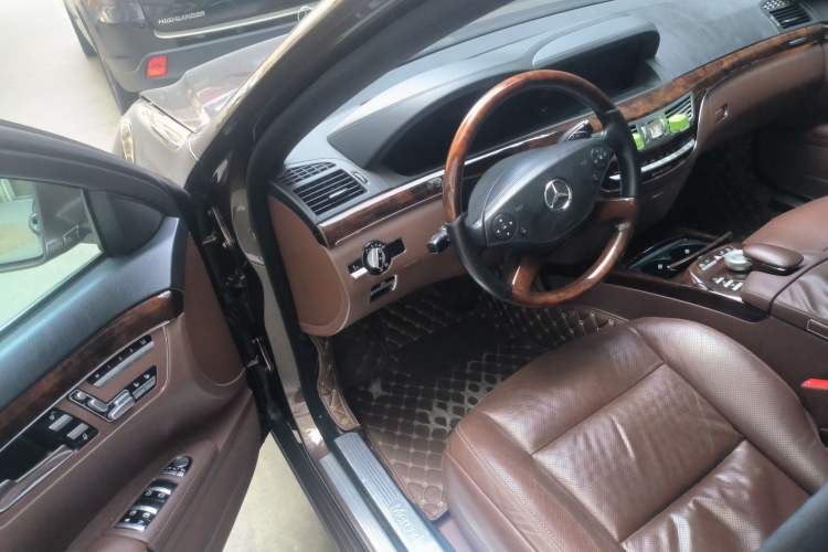 Used Mercedes-Benz S-Class 2012 S 400 L HYBRID Grand Edition Driver Seat