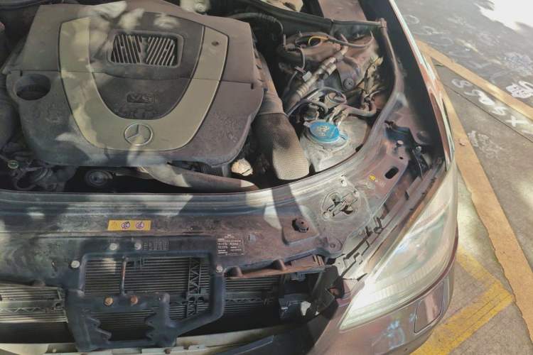 Used Mercedes-Benz S-Class 2012 S 300 L Prestige Grand Edition Engine Bay Left