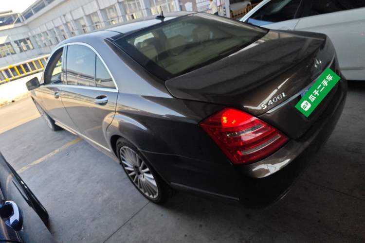 Used Mercedes-Benz S-Class 2012 S 400 L HYBRID Grand Edition Exterior 3