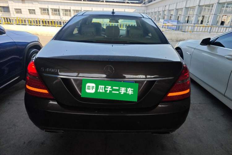 Used Mercedes-Benz S-Class 2012 S 400 L HYBRID Grand Edition Exterior 4