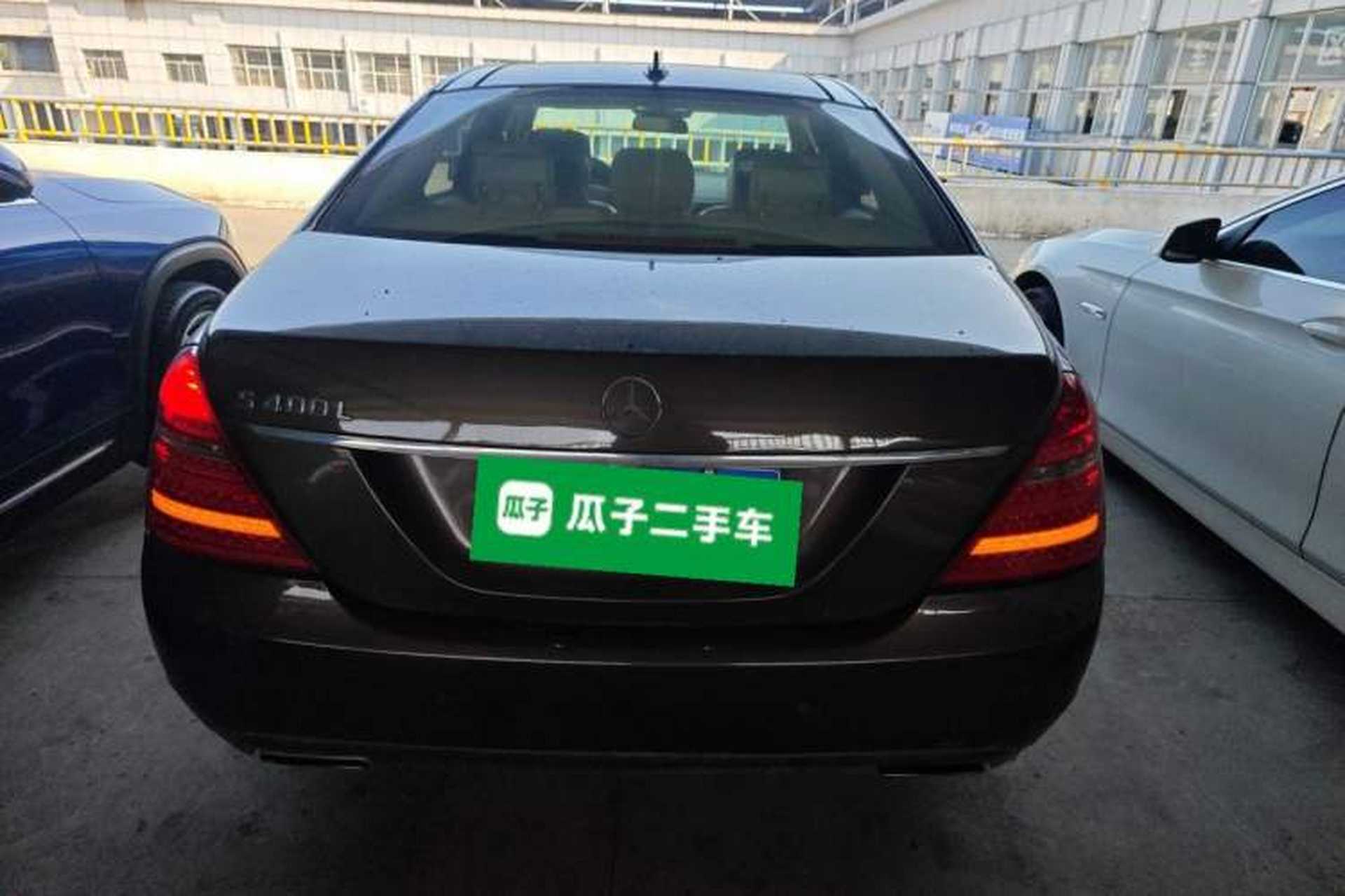 Used Mercedes-Benz S-Class 2012 S 400 L HYBRID Grand Edition Exterior 4