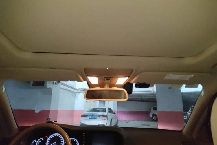 Used Mercedes-Benz S-Class 2012 S 300 L Business-Class Grand Edition Headliner