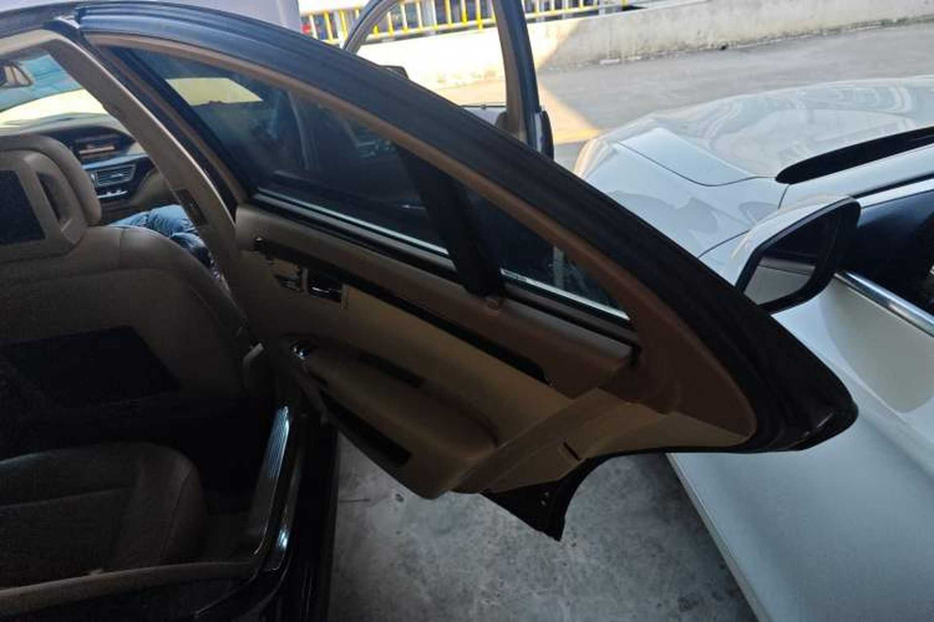 Used Mercedes-Benz S-Class 2012 S 400 L HYBRID Grand Edition Interior 6