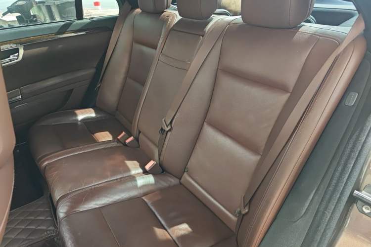 Used Mercedes-Benz S-Class 2012 S 300 L Business-Class Grand Edition Left Rear Seat