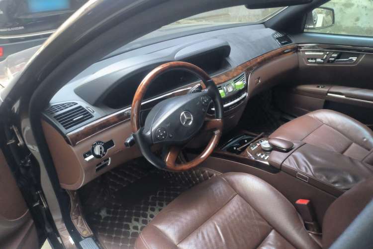 Used Mercedes-Benz S-Class 2012 S 400 L HYBRID Grand Edition Steering Wheel