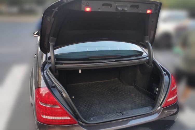 Used Mercedes-Benz S-Class 2012 S 300 L Business Standard Model Trunk