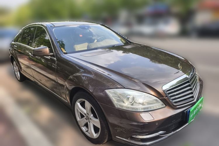 Used Mercedes-Benz S-Class 2012 S 300 L Business-Class Grand Edition Front Right 45 Deg