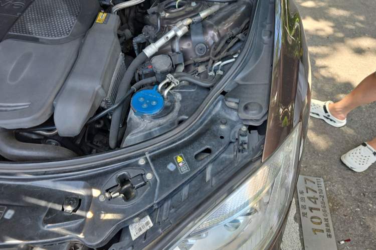 Used Mercedes-Benz S-Class 2012 S 300 L Business Standard Model Engine Bay Left