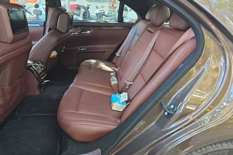 Used Mercedes-Benz S-Class 2012 S 300 L Business Standard Model Left Rear Seat