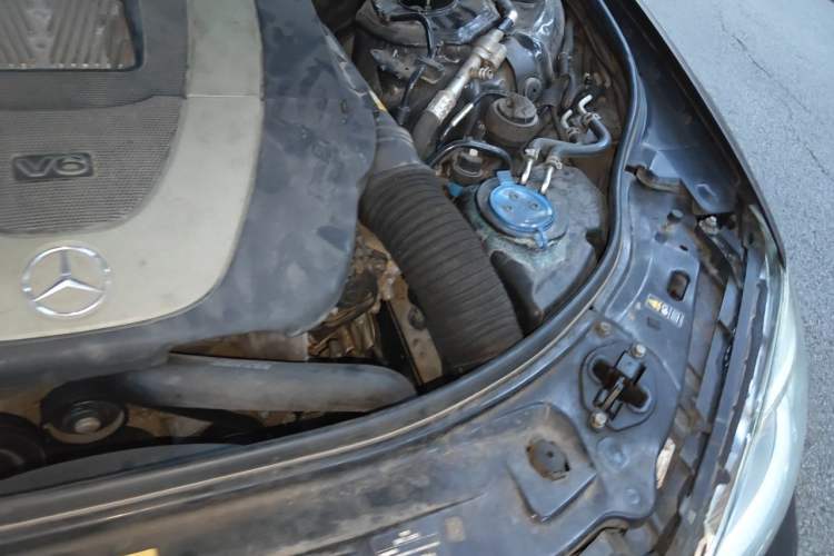 Used Mercedes-Benz S-Class 2012 S 300 L Business Standard Model Engine Bay Left
