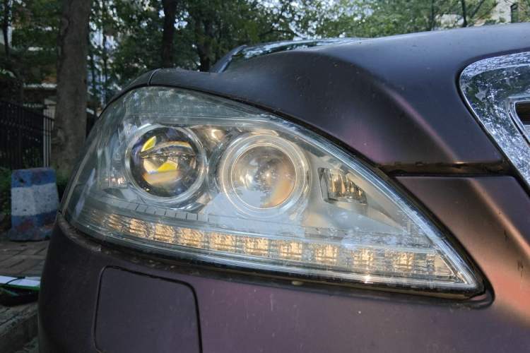 Used Mercedes-Benz S-Class 2012 S 300 L Business Standard Model Right Front Headlight