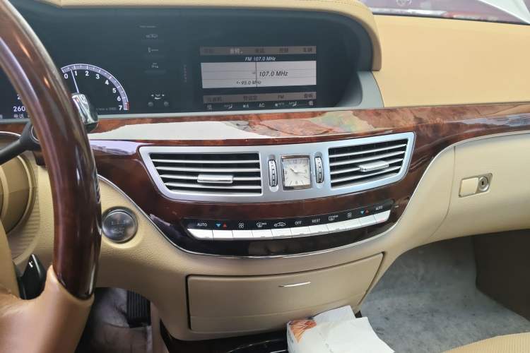 Used Mercedes-Benz S-Class 2012 S 350 L Grand Edition Audio And AC Panel