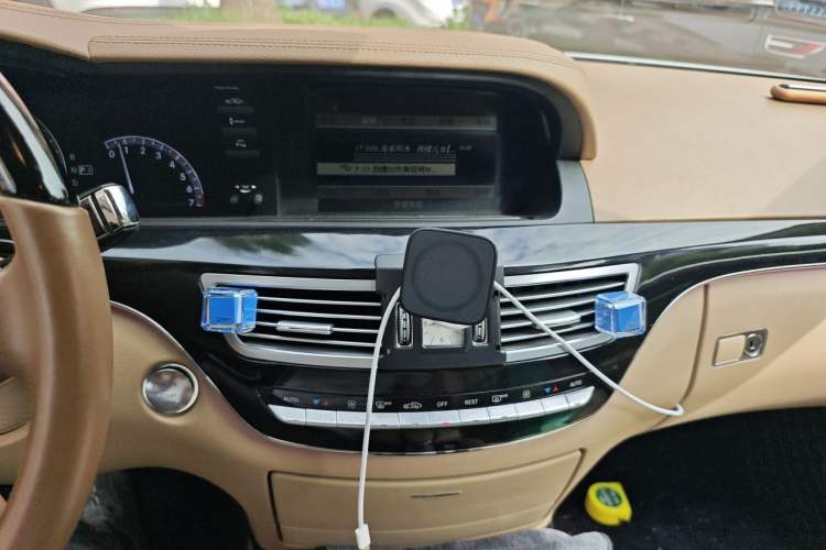 Used Mercedes-Benz S-Class 2012 S 350 L Grand Edition Audio And AC Panel