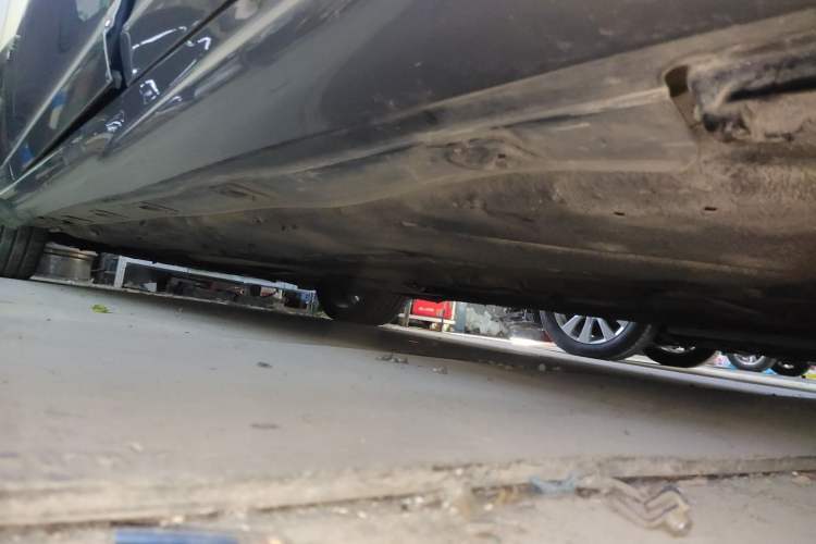 Used Mercedes-Benz S-Class 2012 S 600 L Grand Edition Chassis Rear Left