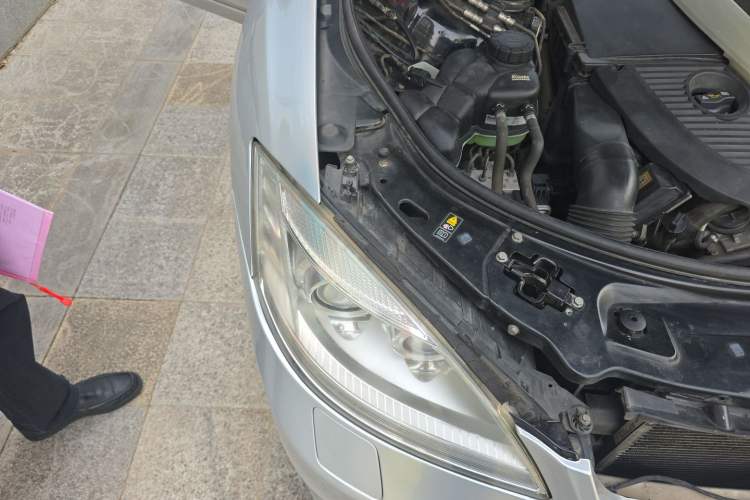 Used Mercedes-Benz S-Class 2012 S 600 L Grand Edition Engine Bay Right