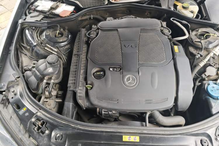 Used Mercedes-Benz S-Class 2012 S 350 L Grand Edition Engine Bay Right
