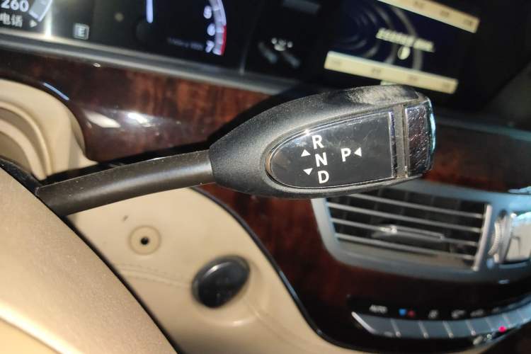 Used Mercedes-Benz S-Class 2012 S 600 L Grand Edition Gear Lever