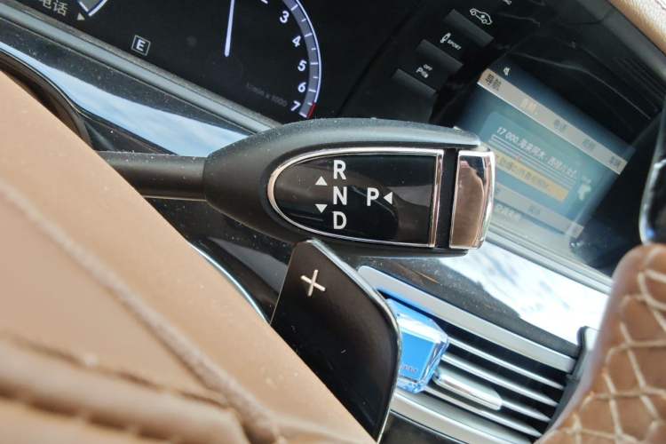 Used Mercedes-Benz S-Class 2012 S 350 L Grand Edition Gear Lever