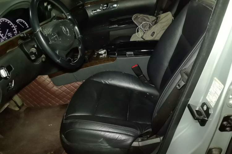 Used Mercedes-Benz S-Class 2012 S 300 L Business-Class Grand Edition Left Front Seat