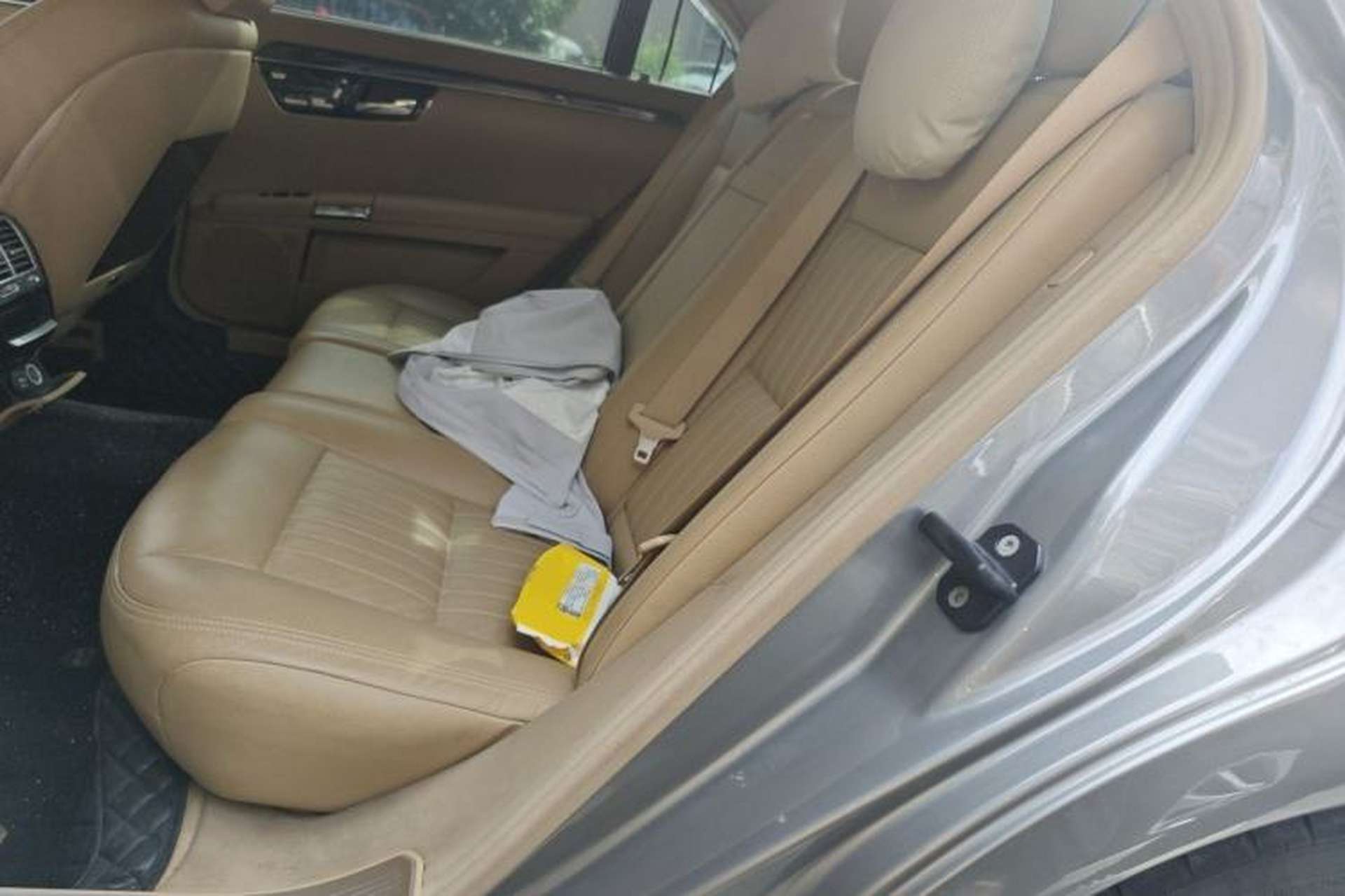 Used Mercedes-Benz S-Class 2012 S 350 L Grand Edition Left Rear Seat
