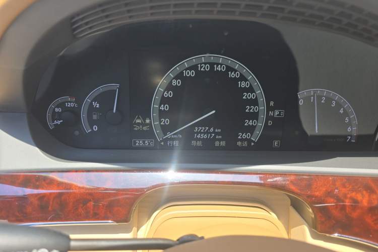 Used Mercedes-Benz S-Class 2012 S 600 L Grand Edition Odometer Close Up