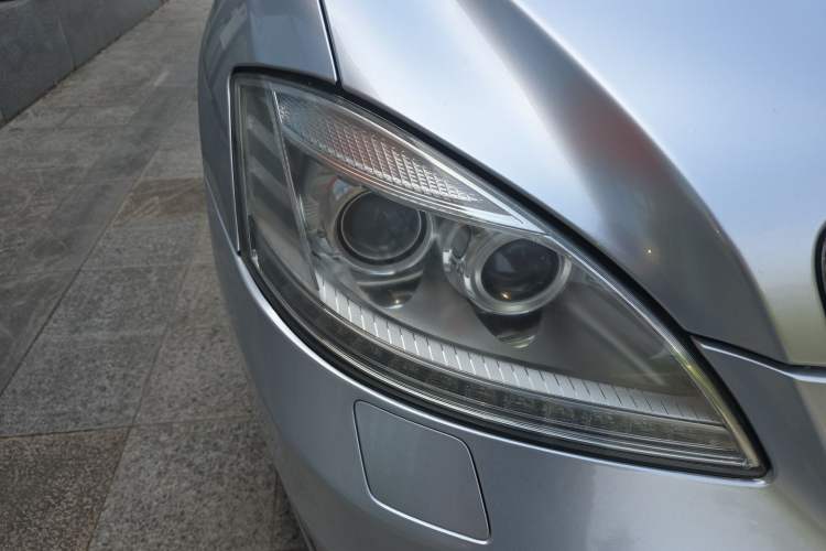 Used Mercedes-Benz S-Class 2012 S 600 L Grand Edition Right Front Headlight