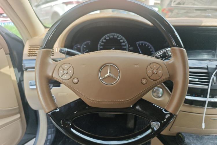 Used Mercedes-Benz S-Class 2012 S 350 L Grand Edition Steering Wheel